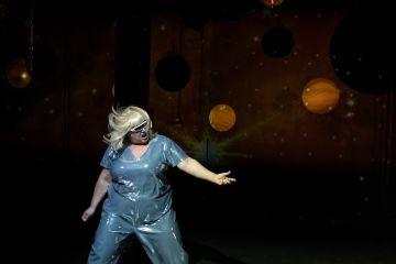 Tickets für Der Sturz der Kometen und der Kosmonauten am 21.10.2023 - Karten kaufen
